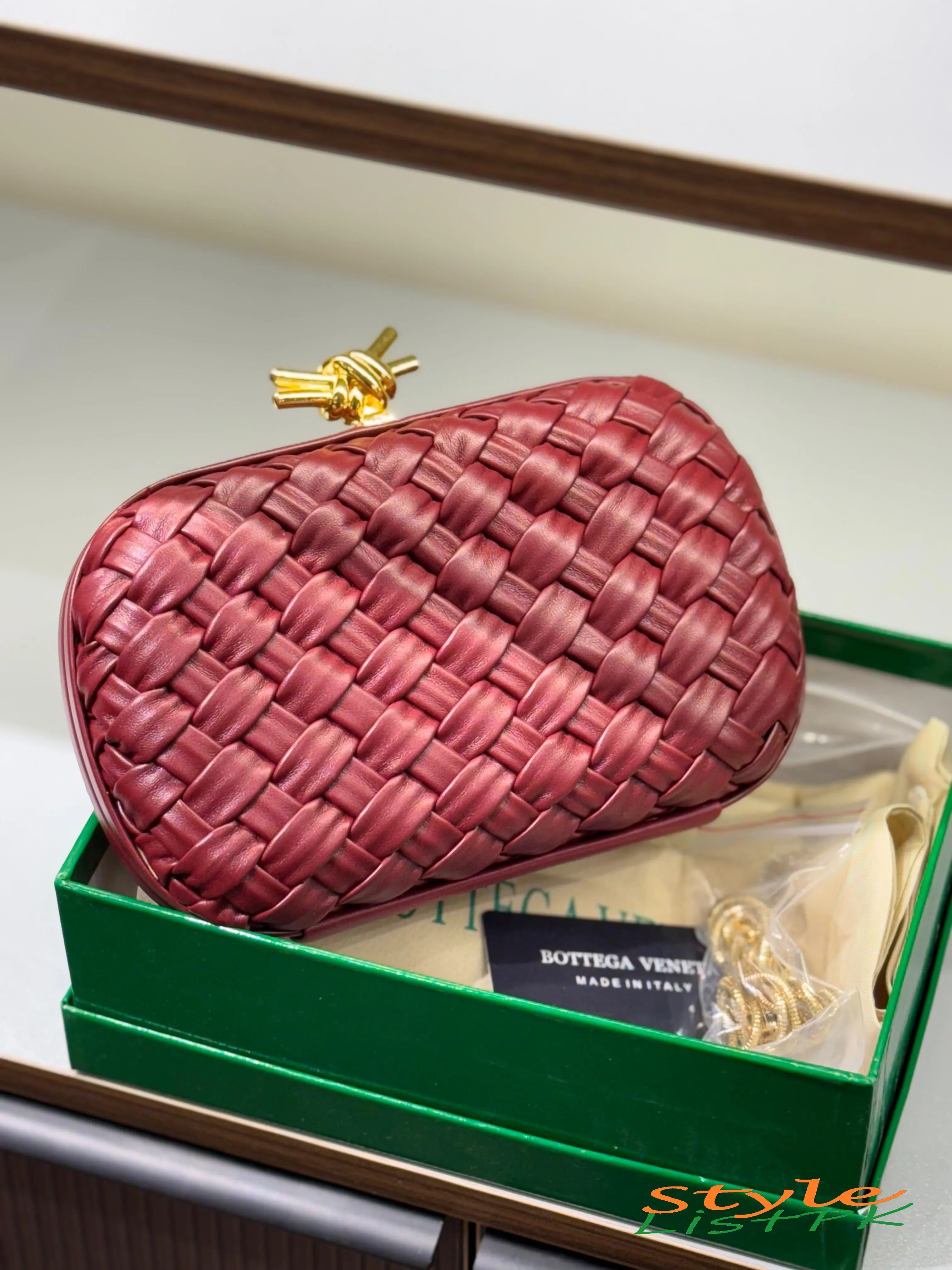 Bottega Knot Clutch