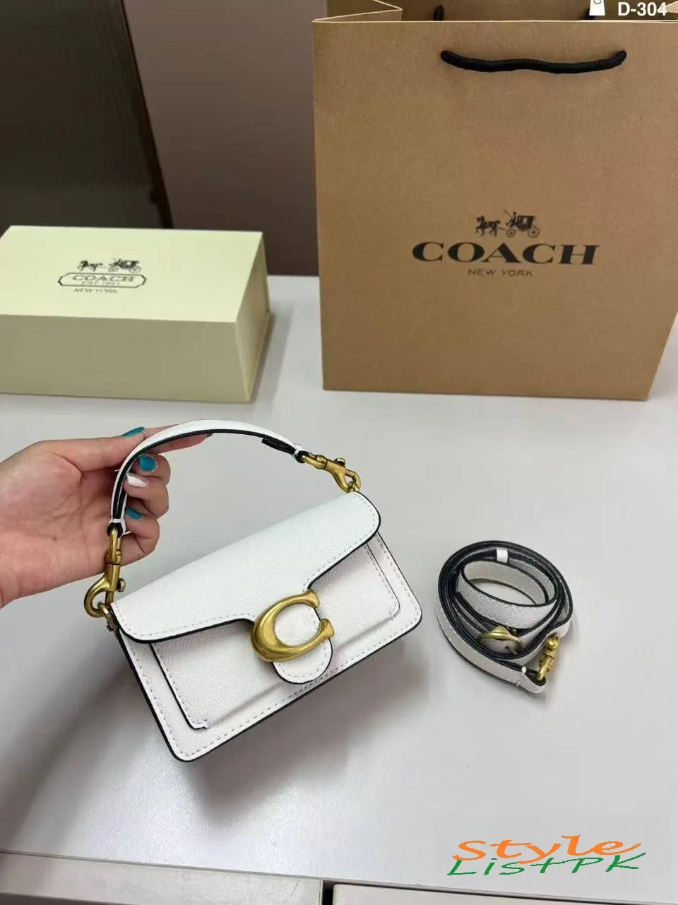 Coach Tabby 12 Leather 