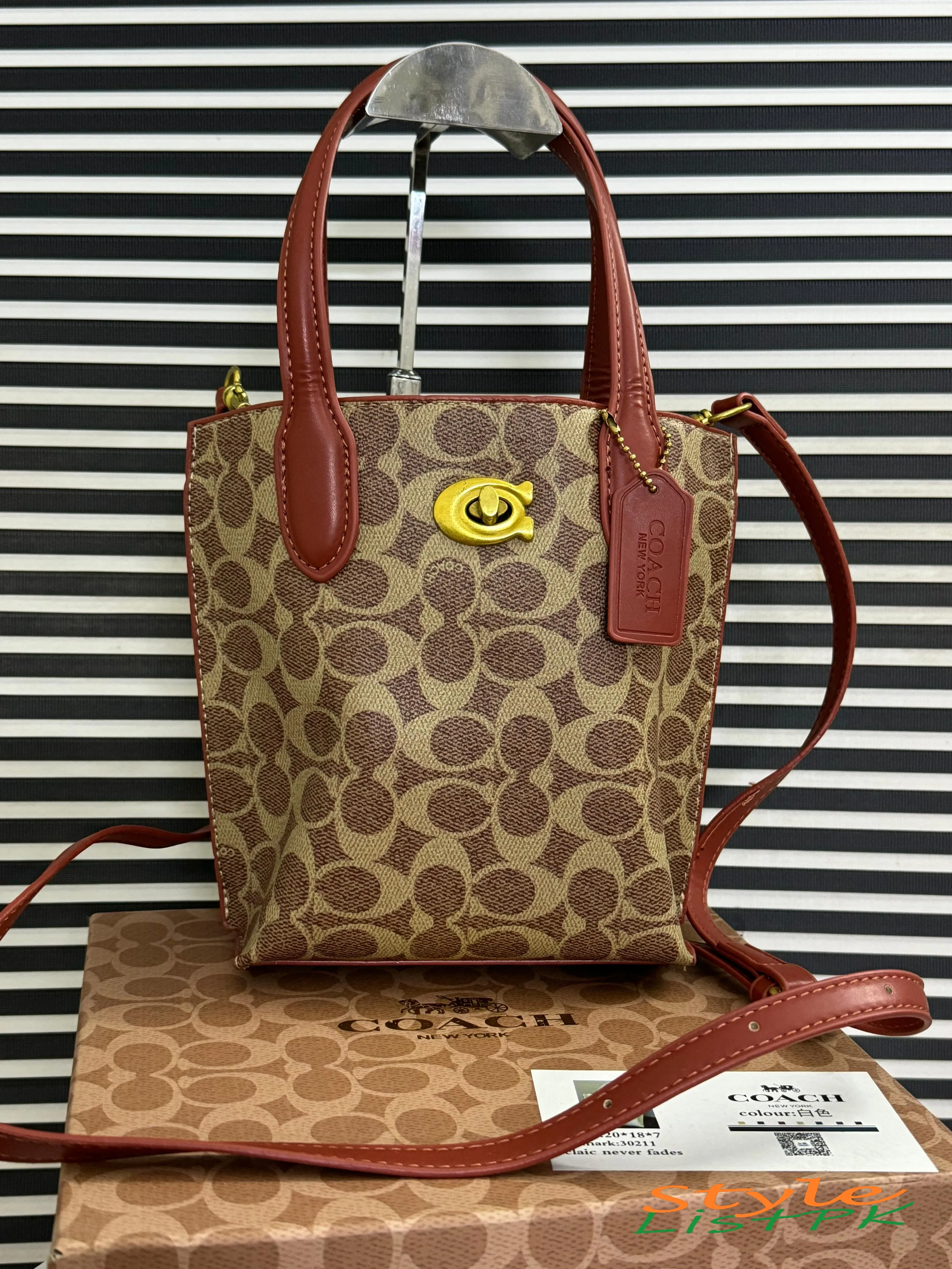 Coach Willow Tote 16