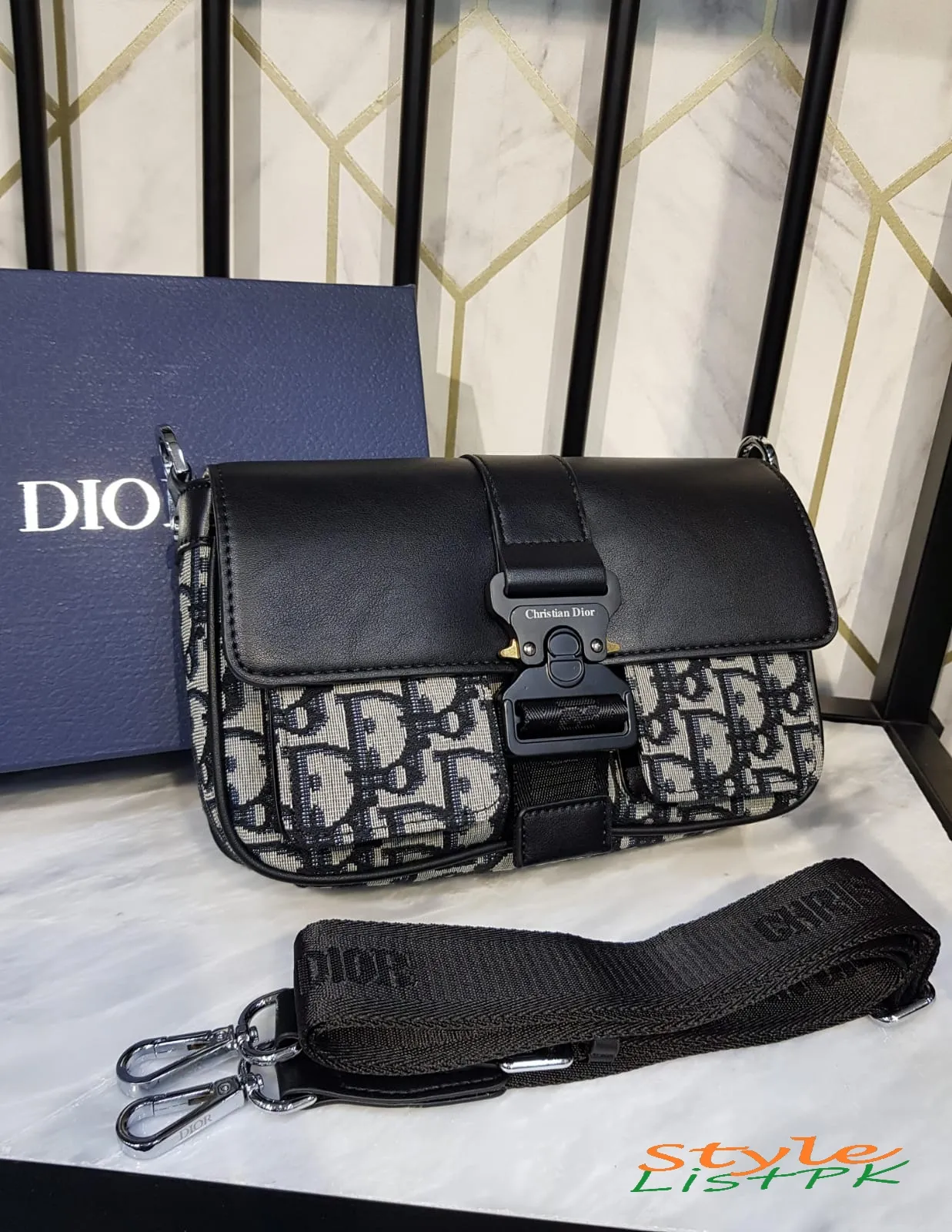 Best Price Dior Hit The Road bag 