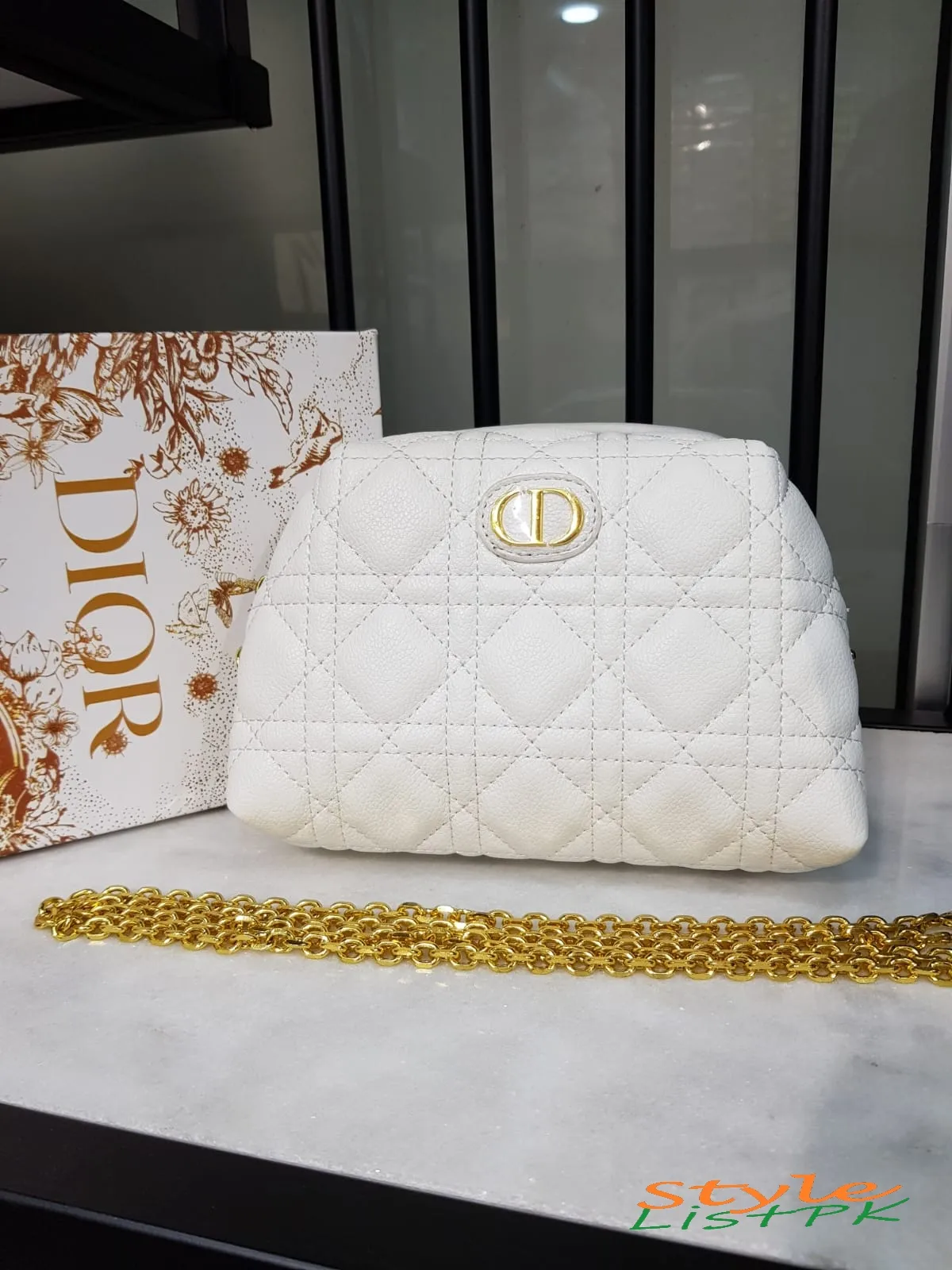 Dior Montaigne Beauty Pouch