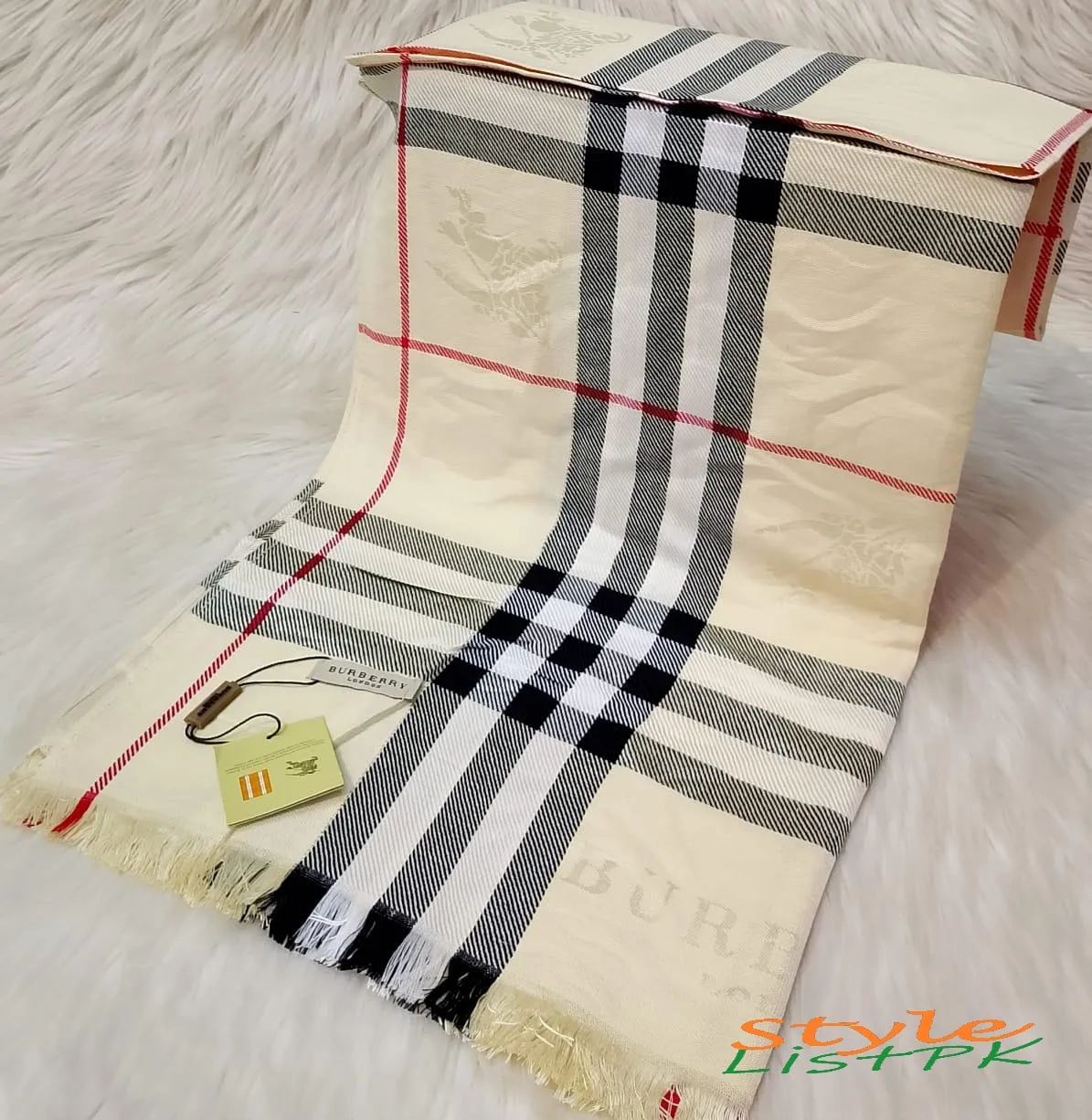 Dior Stoles