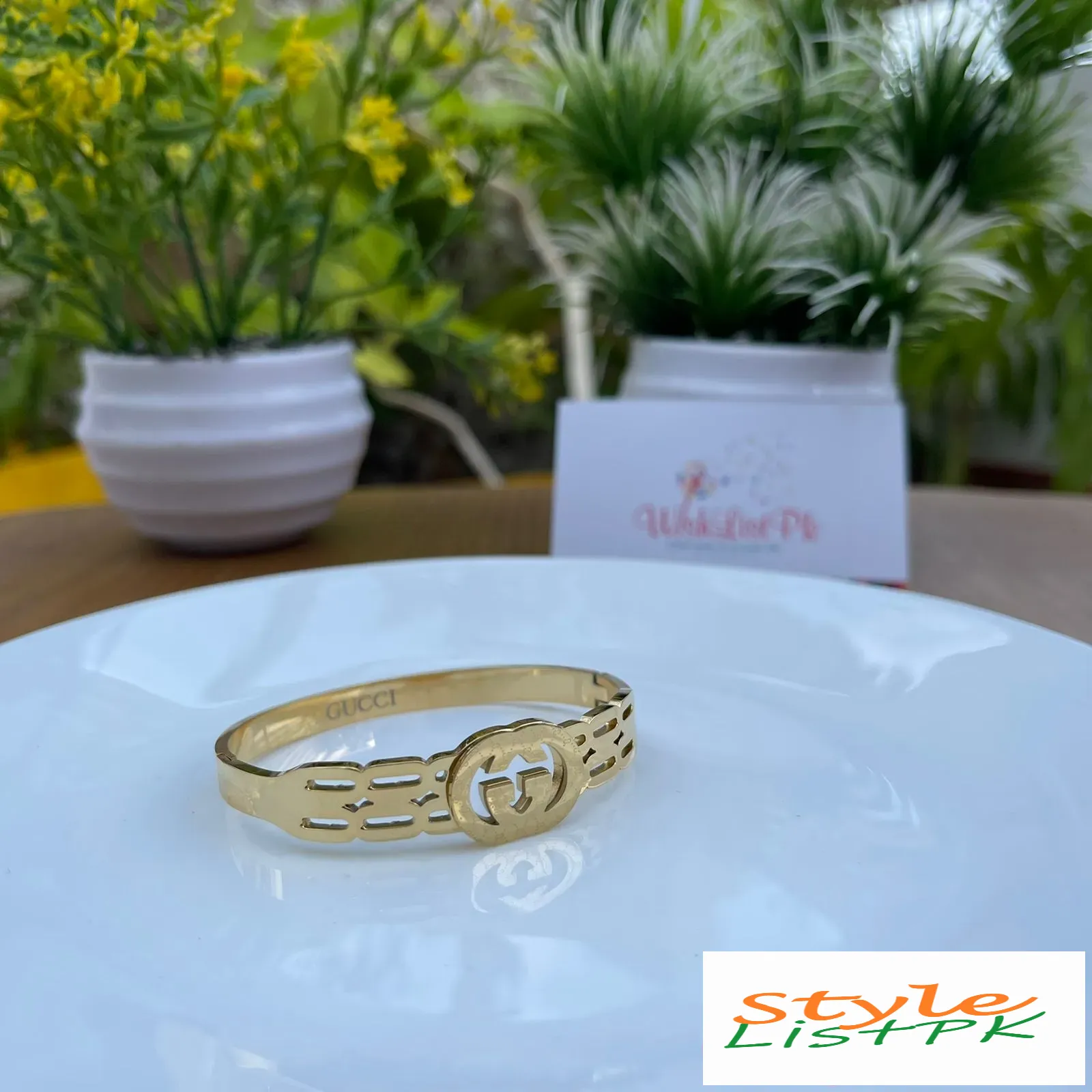 Double Gg Gold Bangle
