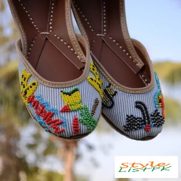Funky Butterfly Khussa