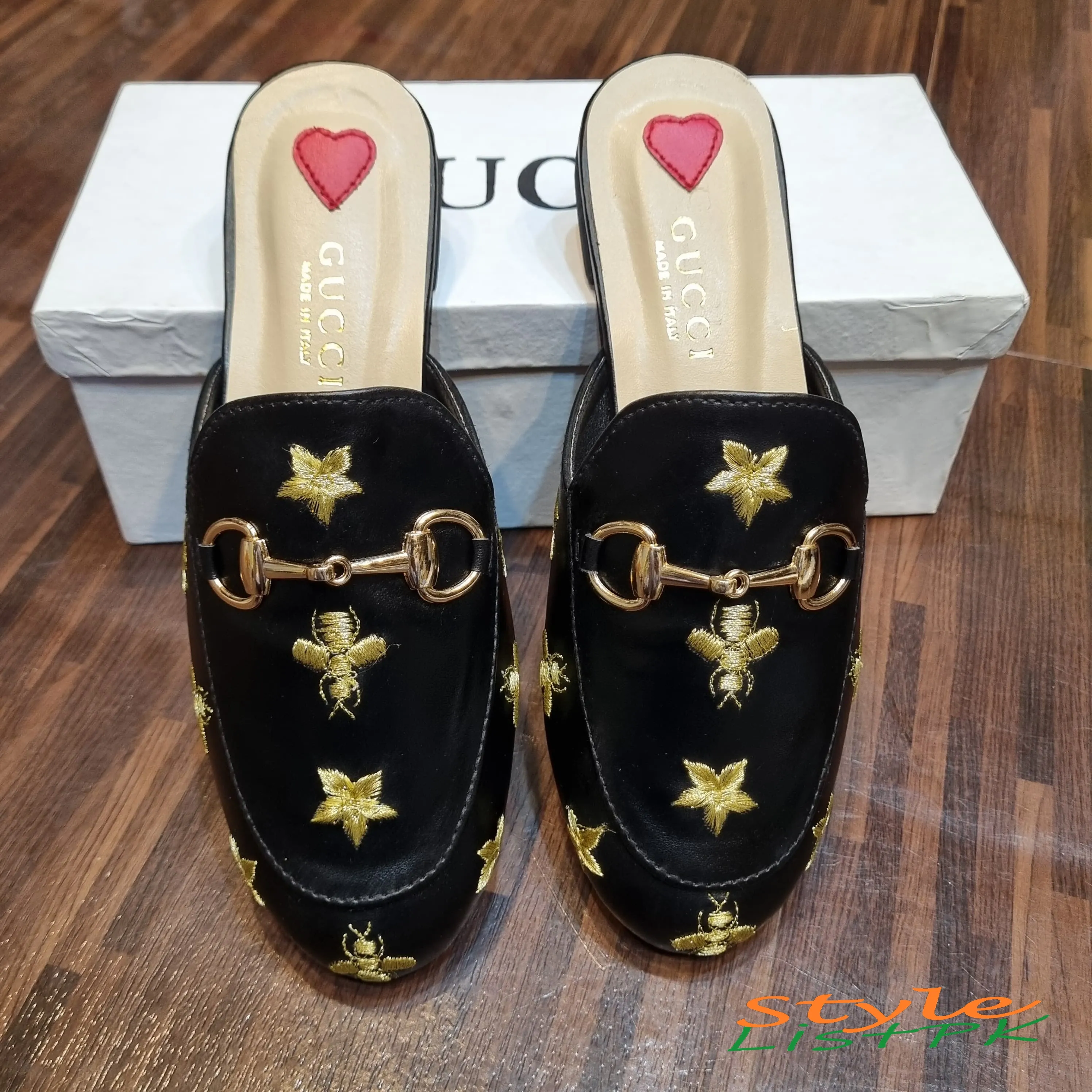 Gucci Bee Pumps