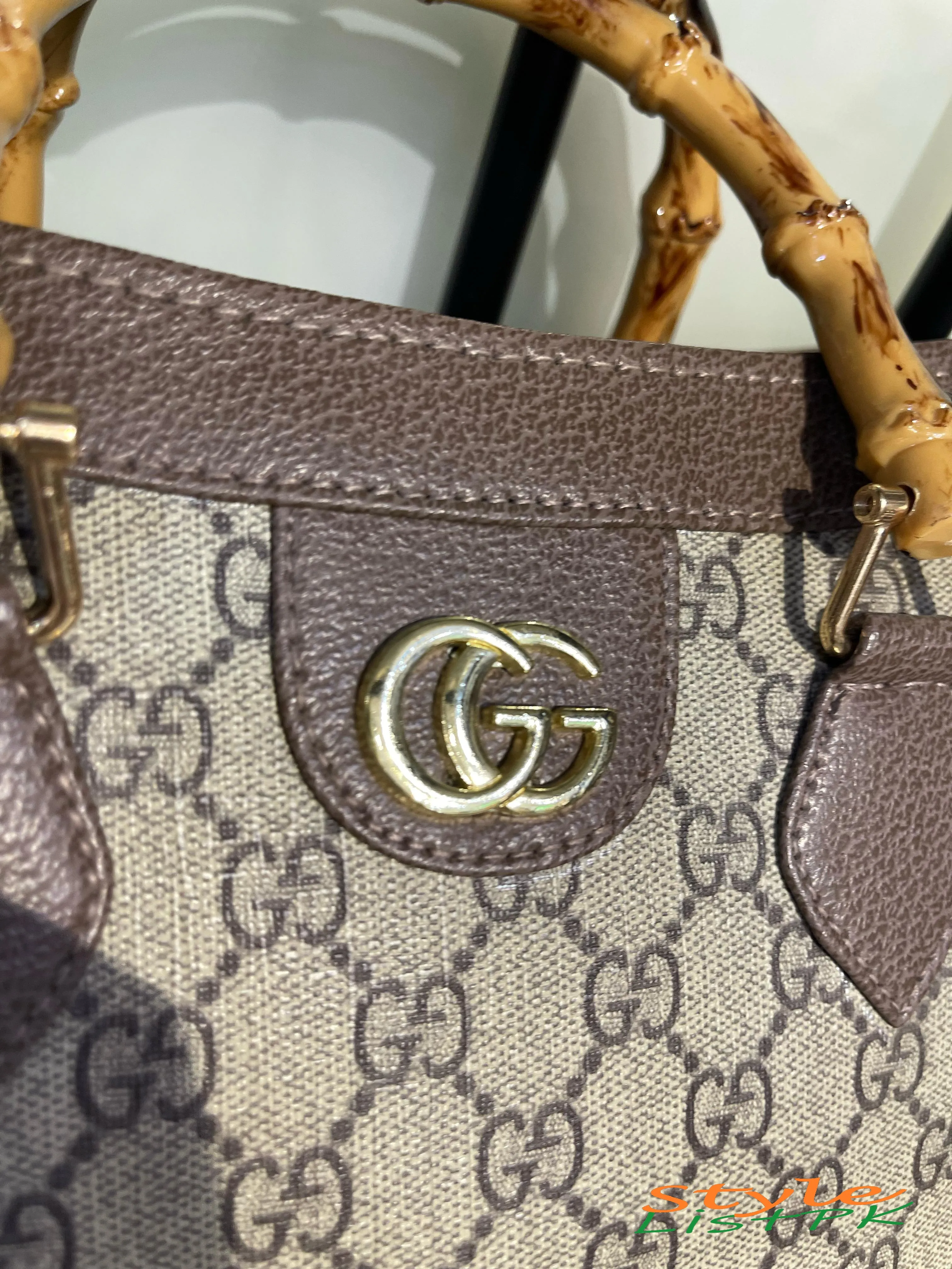Gucci Diana Medium Tote Bag