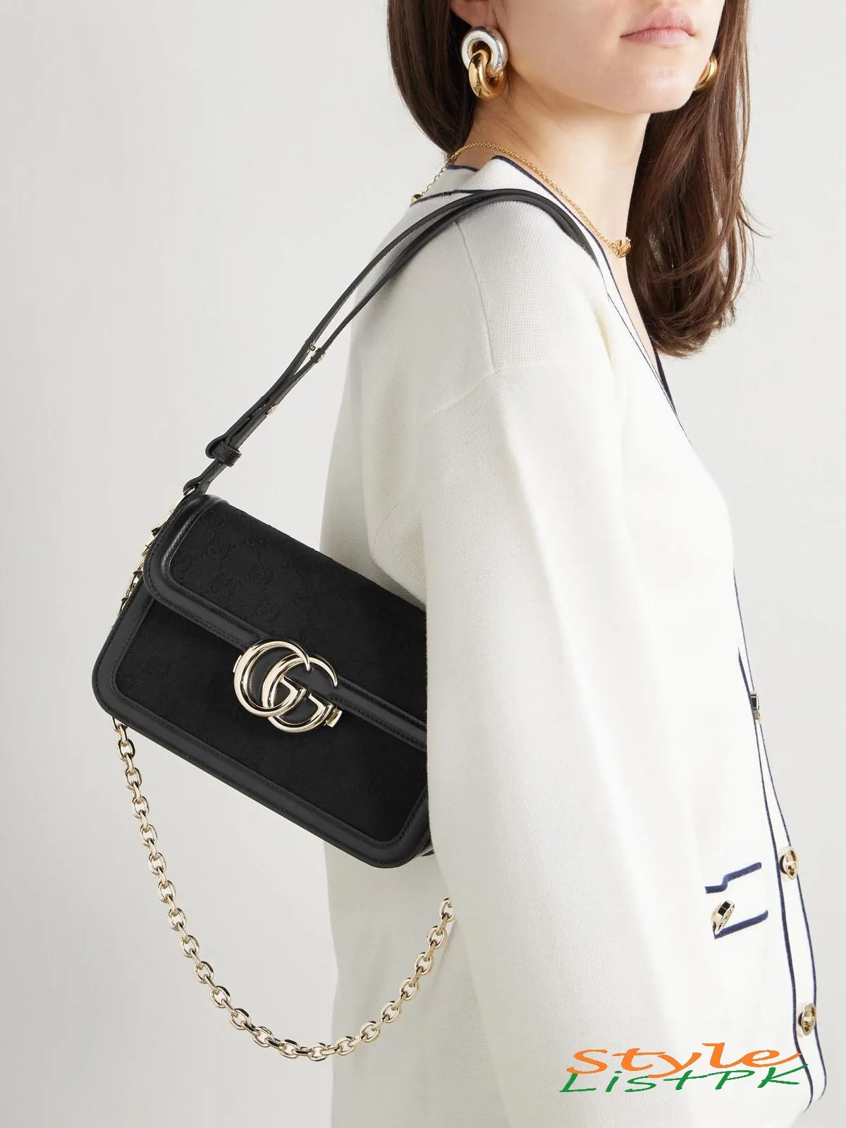 Gucci Go Shoulder Bag 