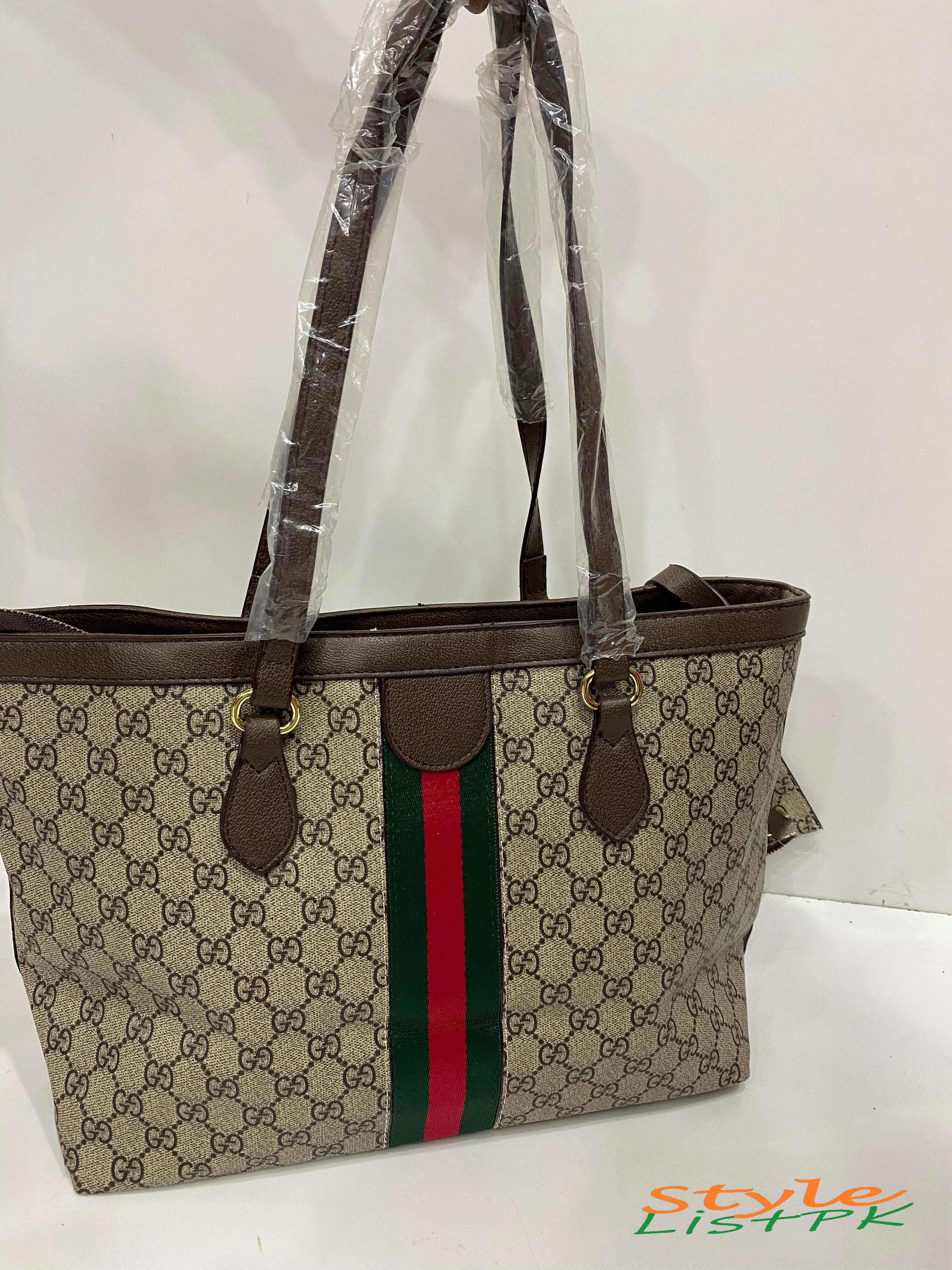 Gucci With Pouch