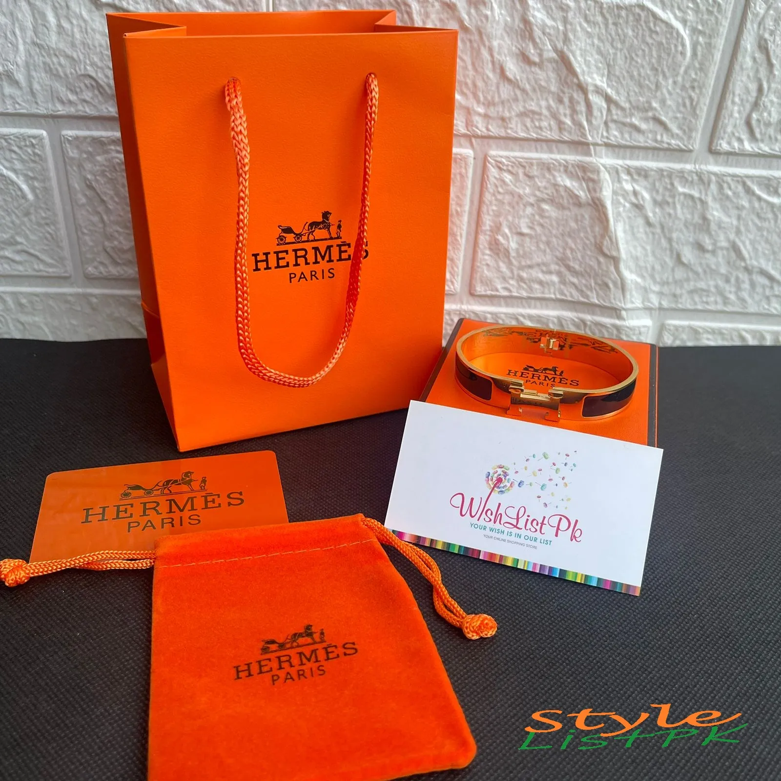 Hermes Clic With Packaging 