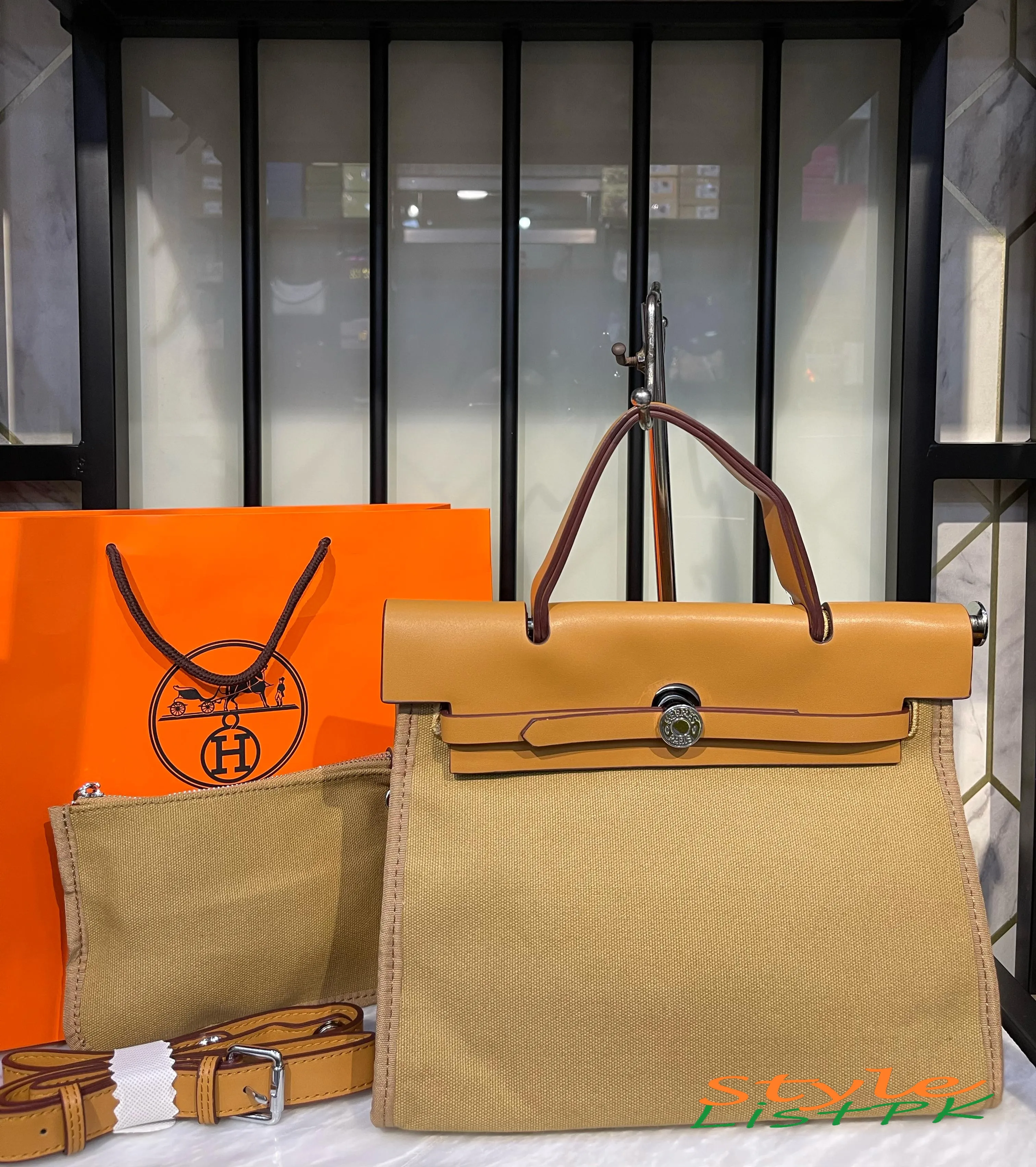 Hermes Handbag 