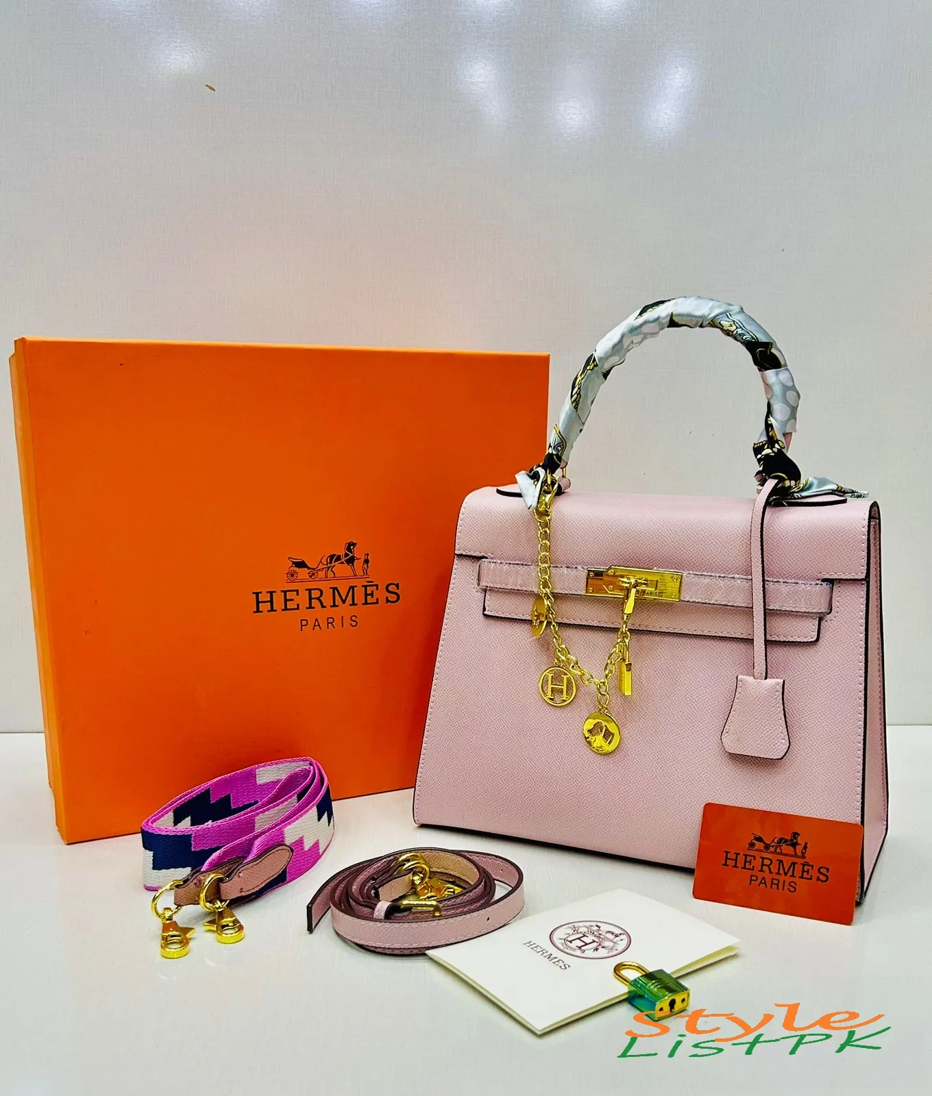 Hermes Kelly Medium 