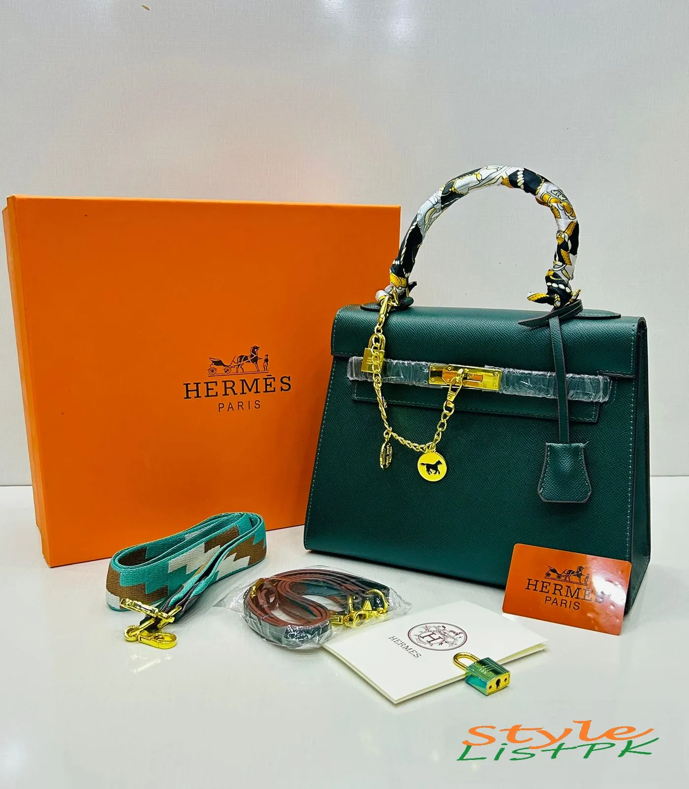 Hermes Kelly Medium 