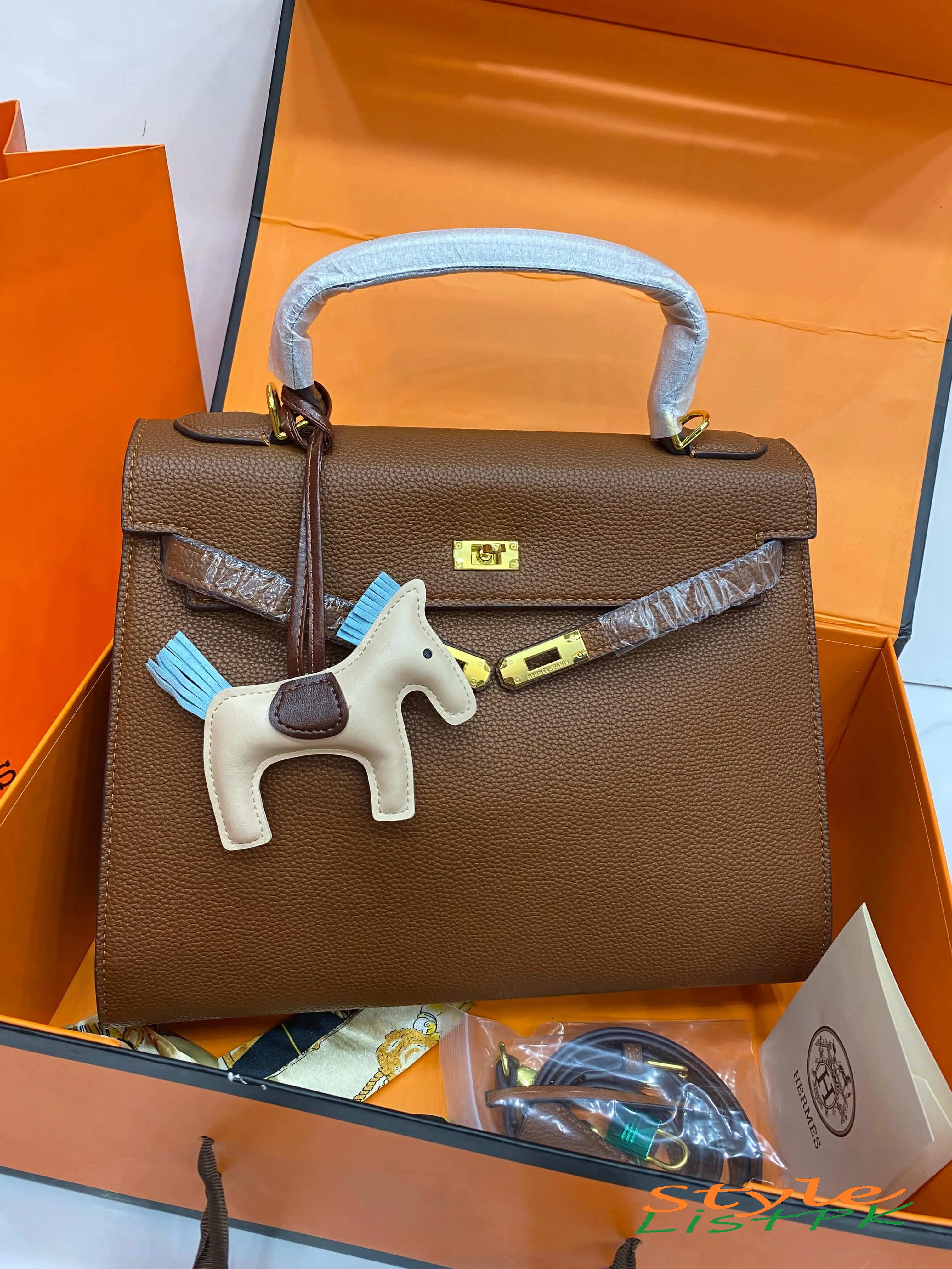 Hermes Kelly 