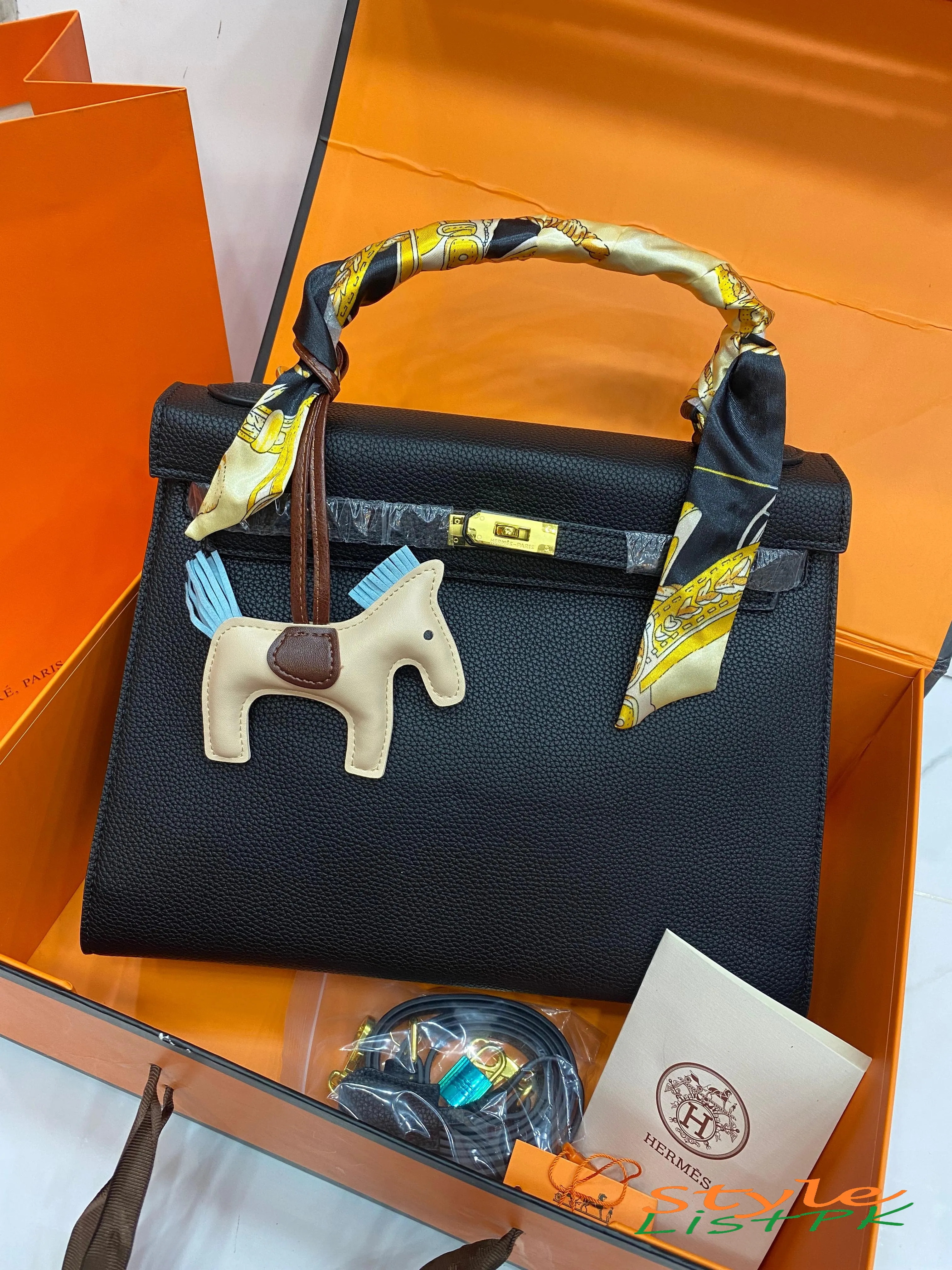 Hermes Kelly 
