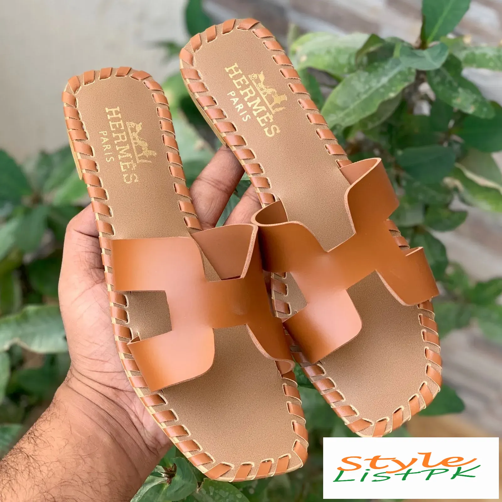 Hermes Slippers Hem Stichced