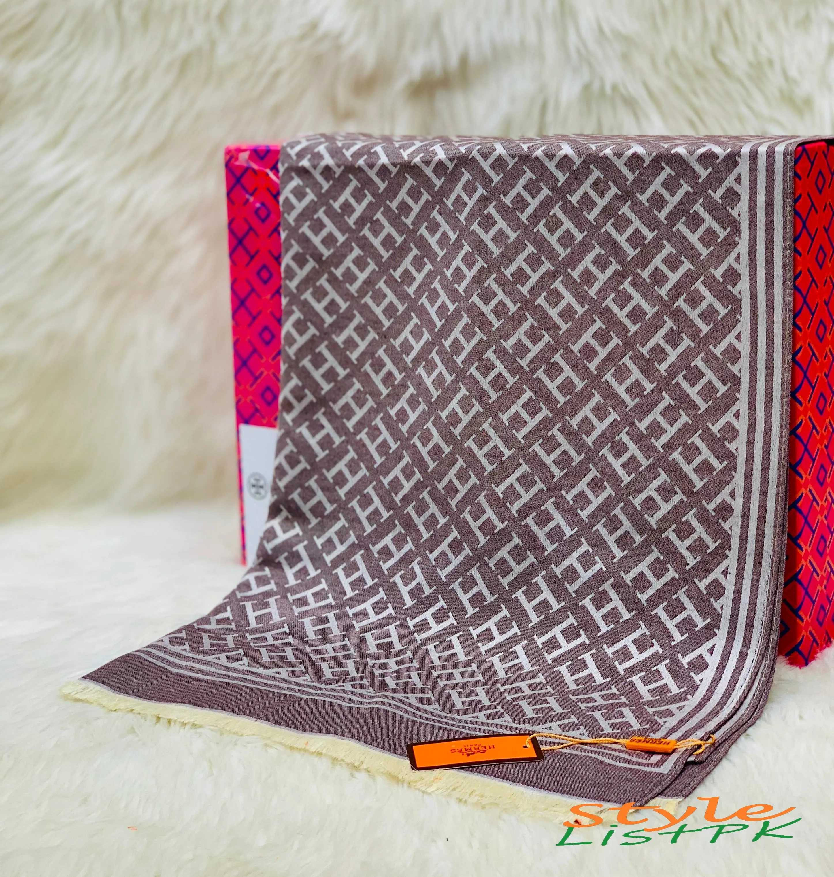 Hermes Stoles