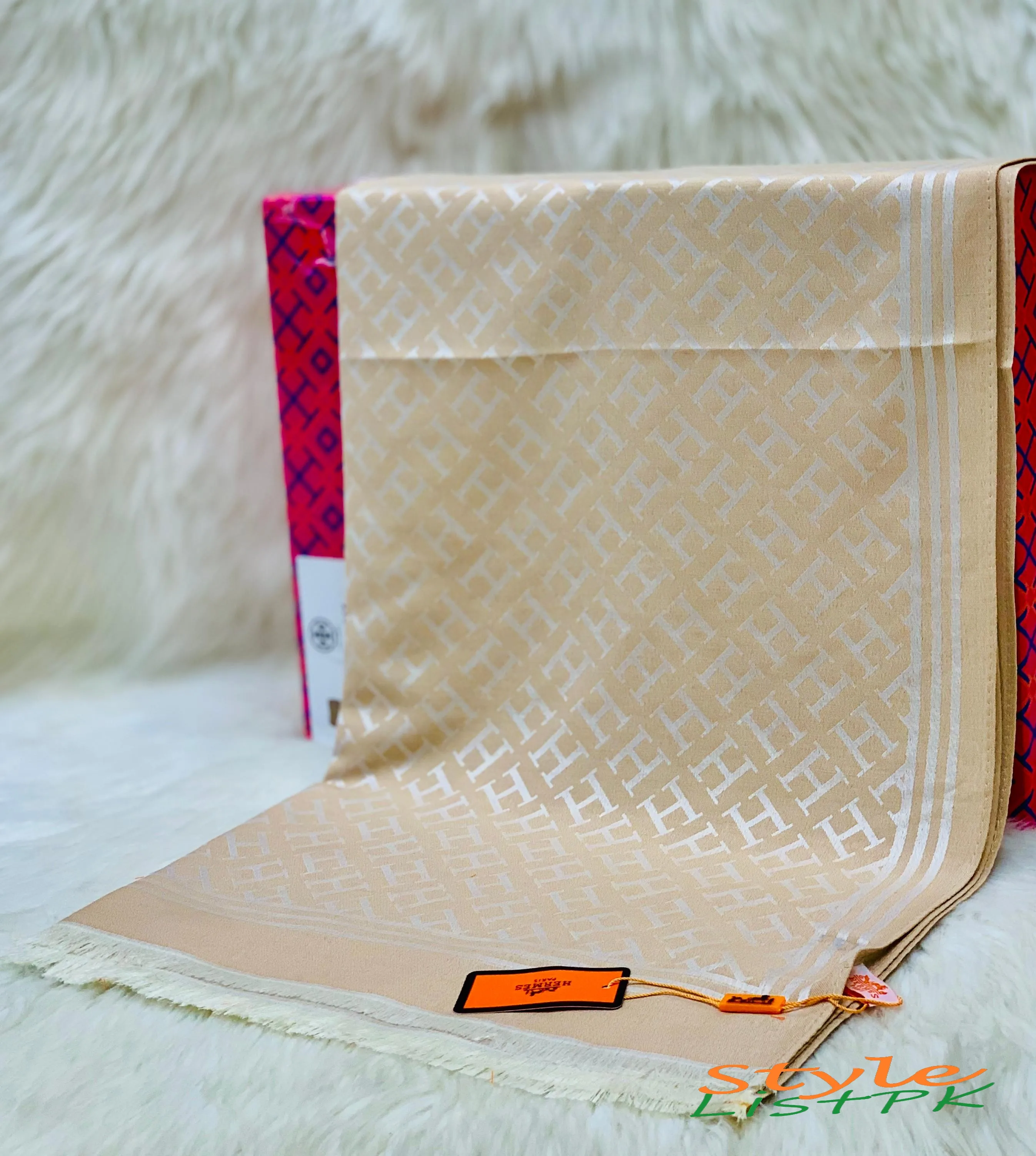 Hermes Stoles
