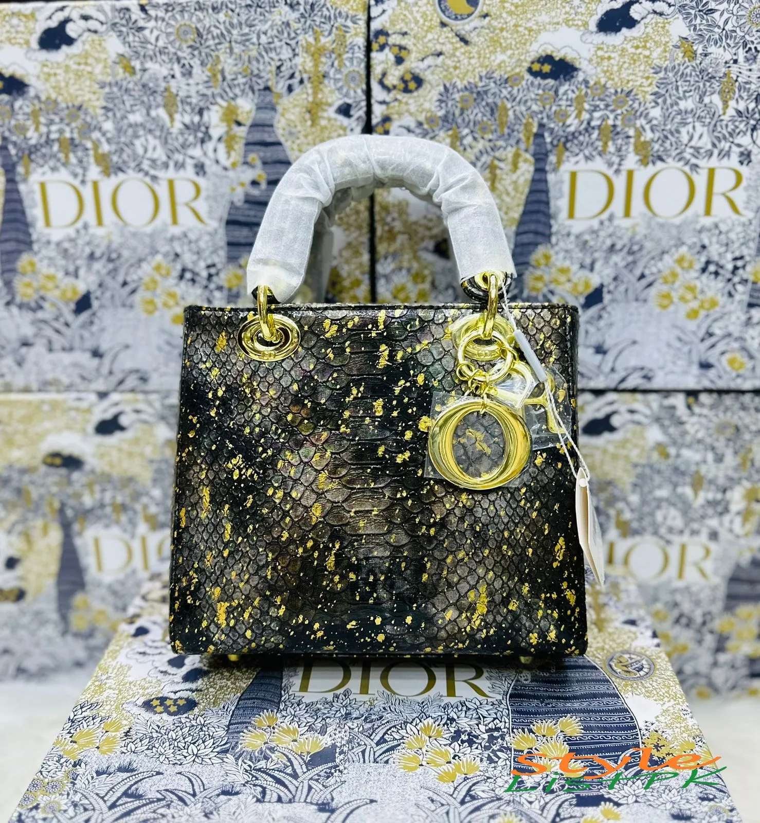 Lady Dior Shine 