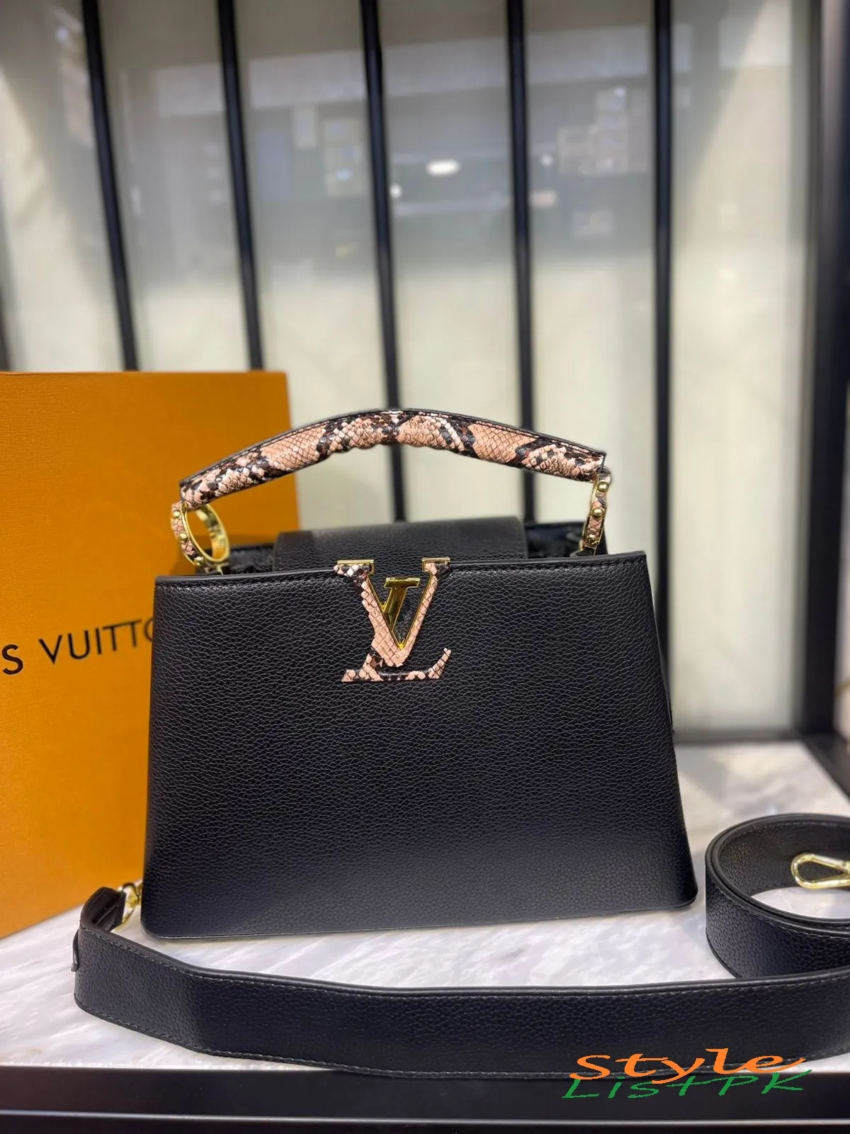 Louis Vuitton Capucines