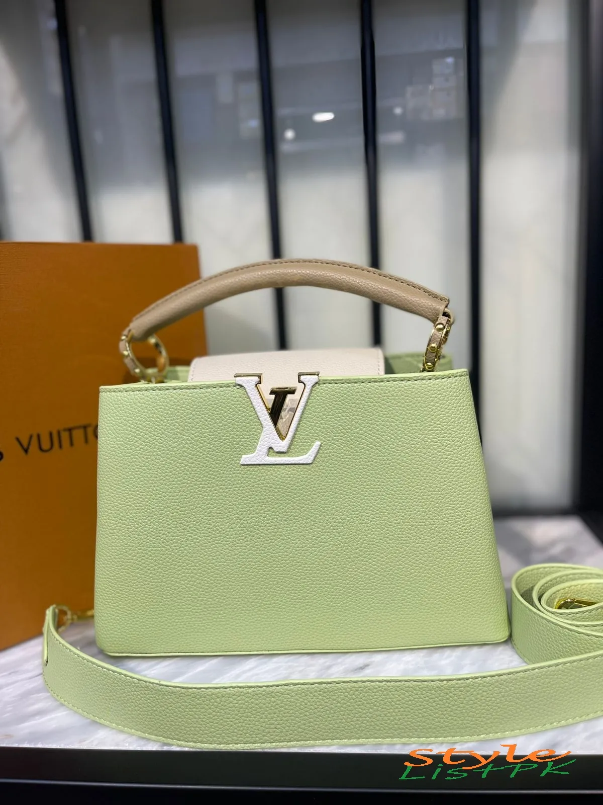 Louis Vuitton Capucines