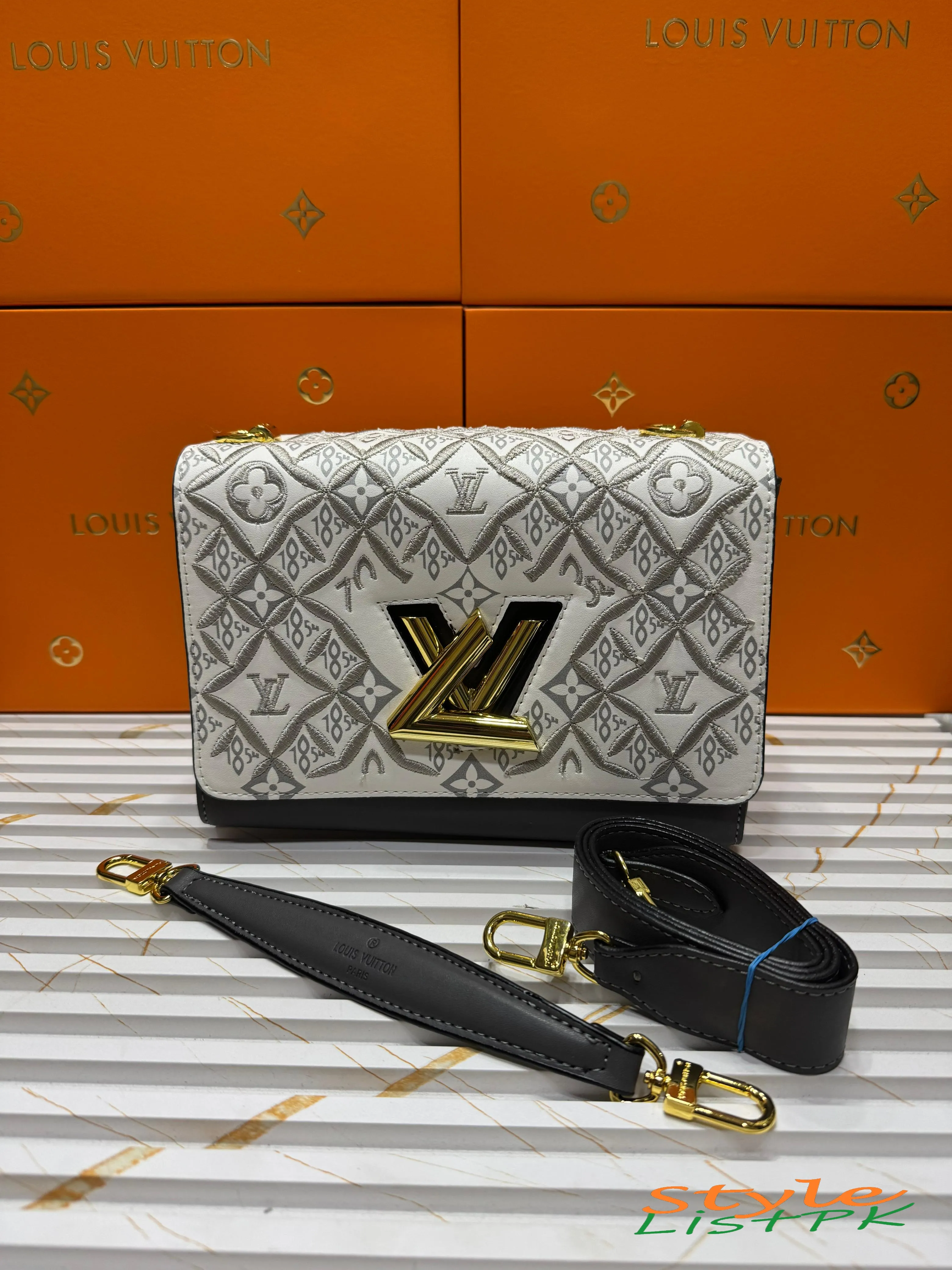 Louis Vuitton Crossbody 