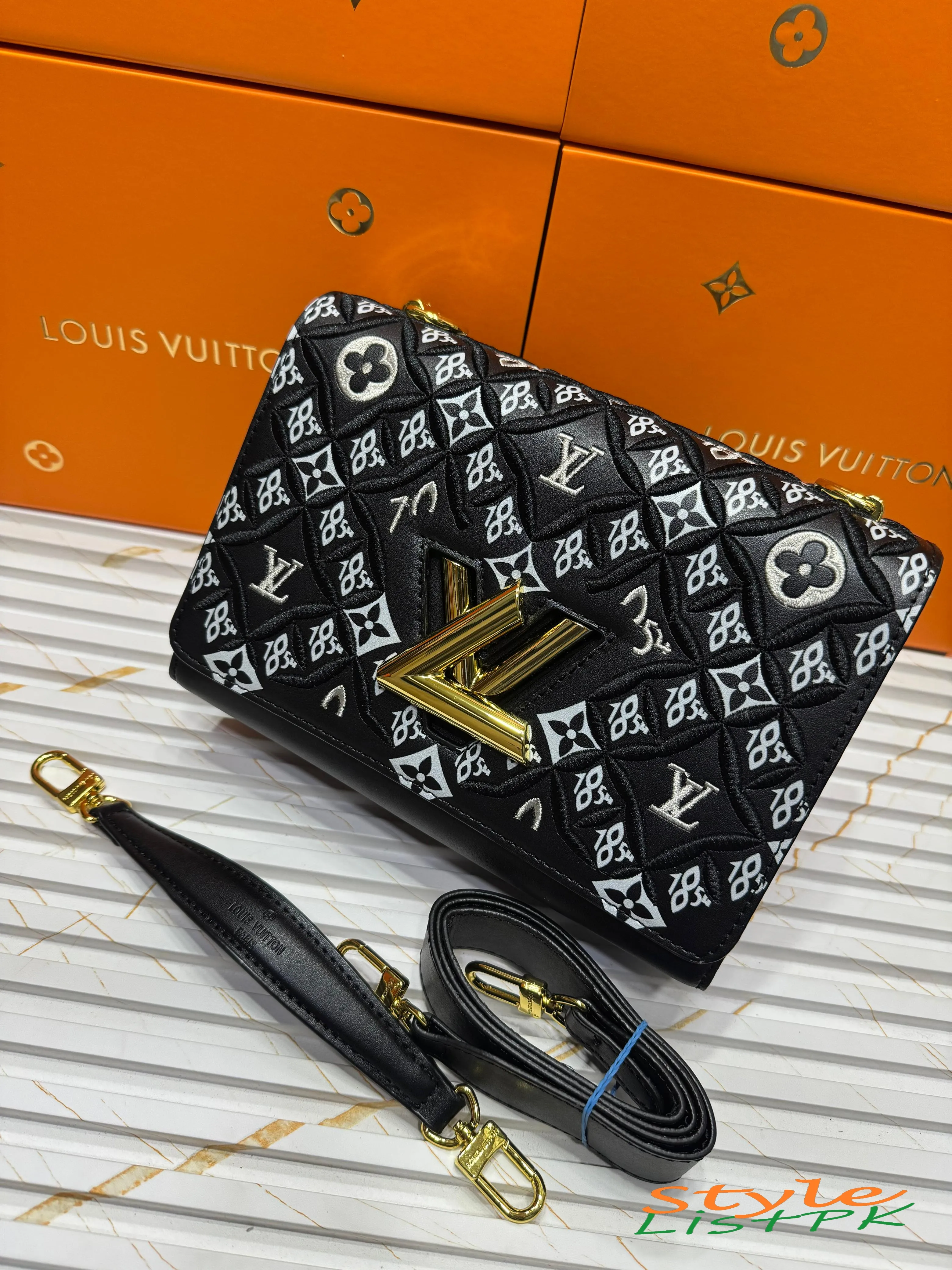 Louis Vuitton Crossbody 