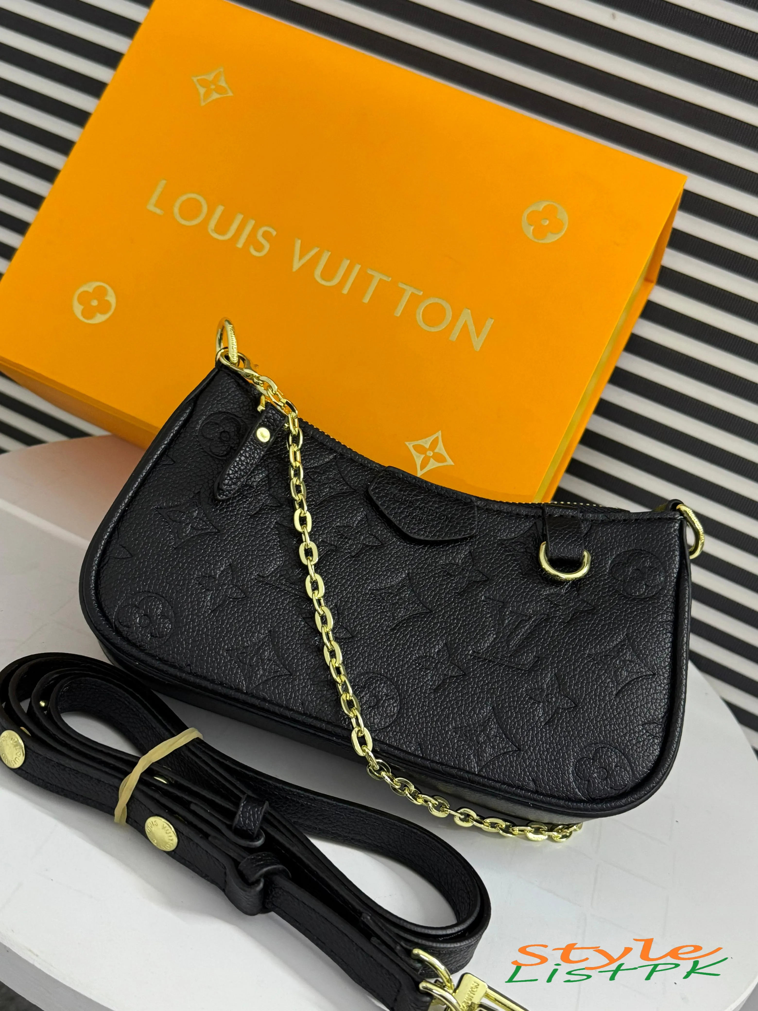 Louis Vuitton Easy Paouch 