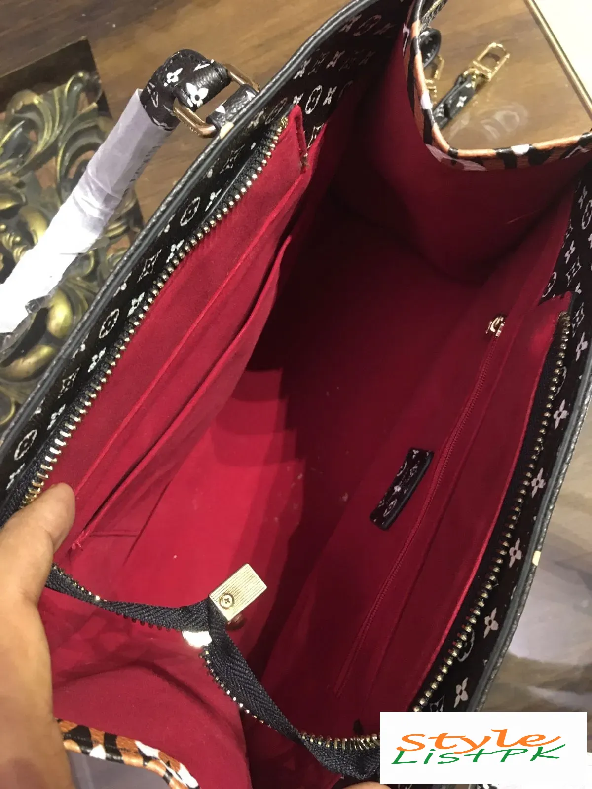 Louis Vuitton Hand Bag