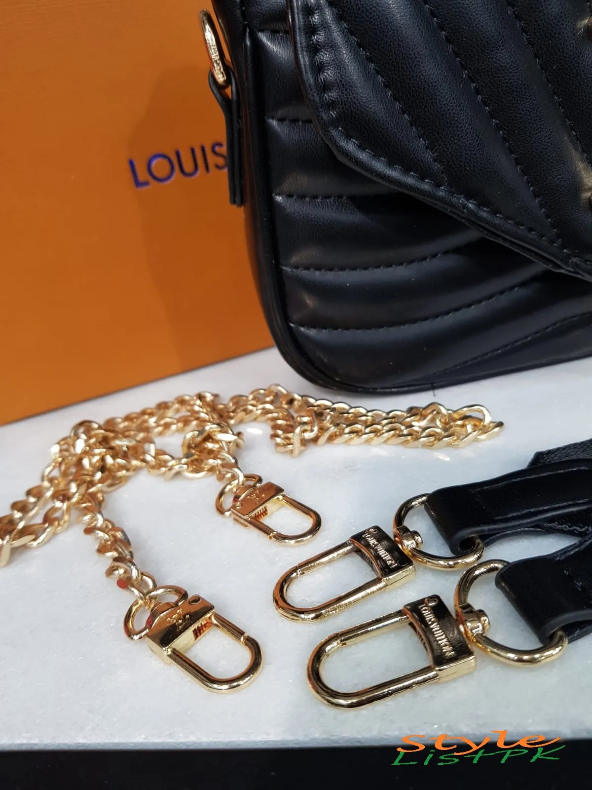 Louis Vuitton Wave Multipochette