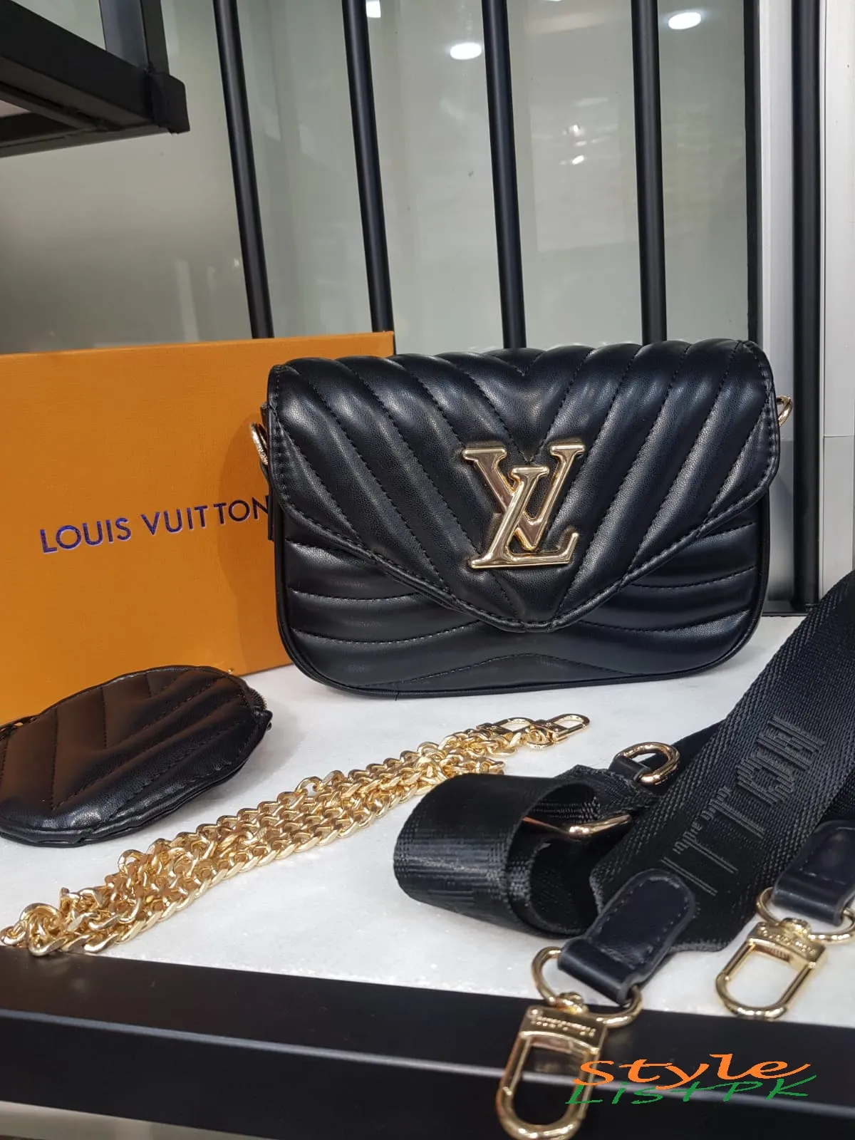 Louis Vuitton Wave Multipochette
