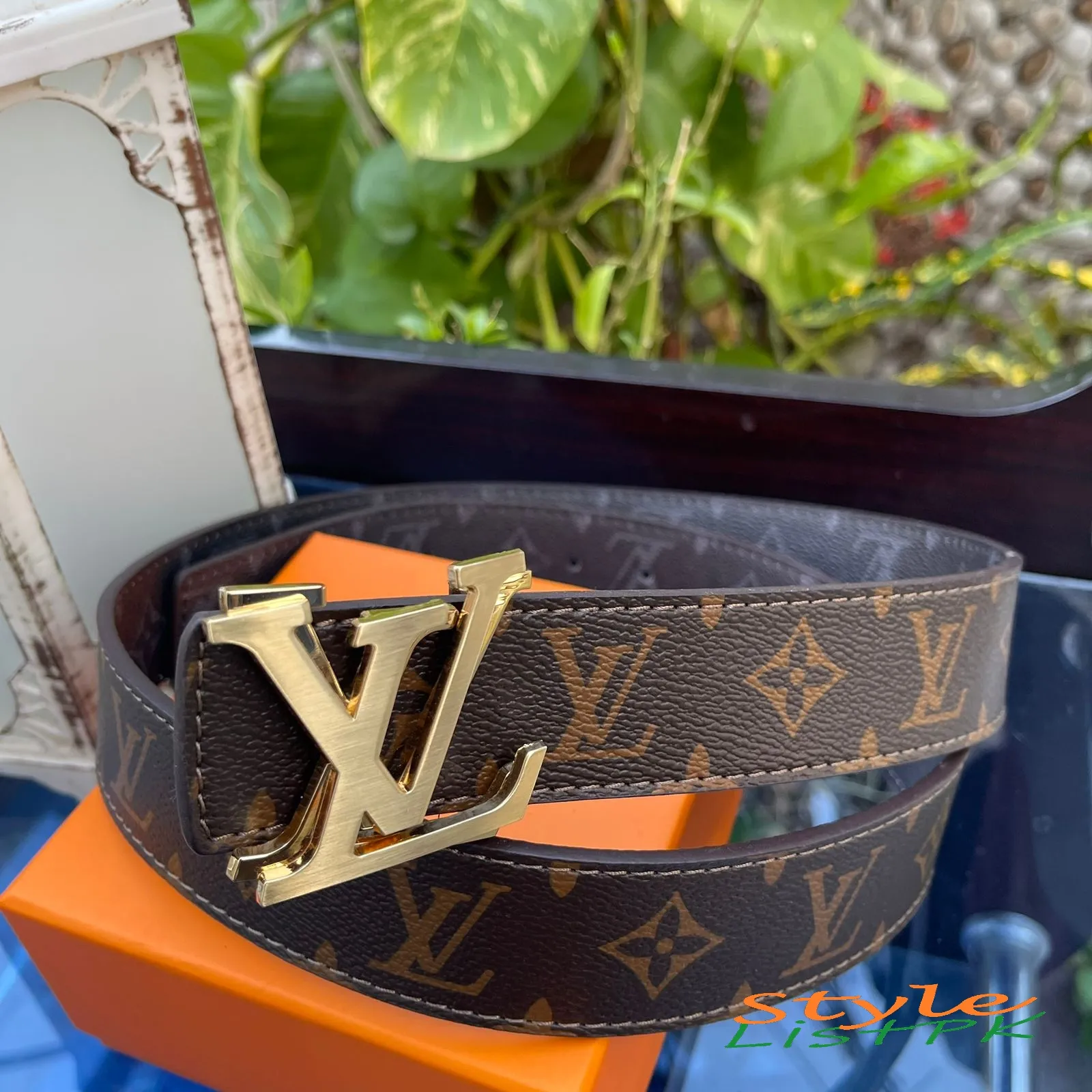 Lv Alphabet Reversible Belt