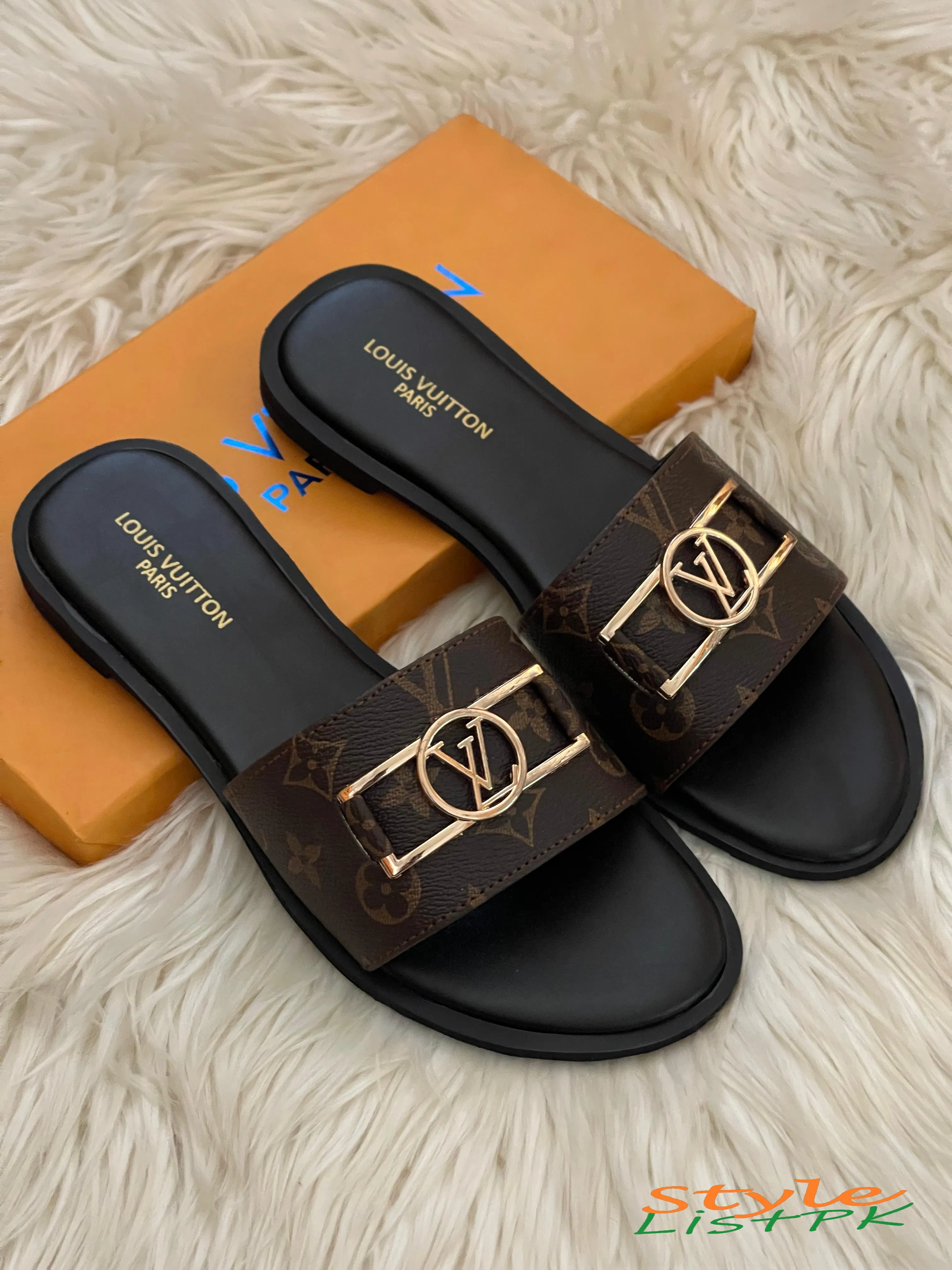 Lv Flats