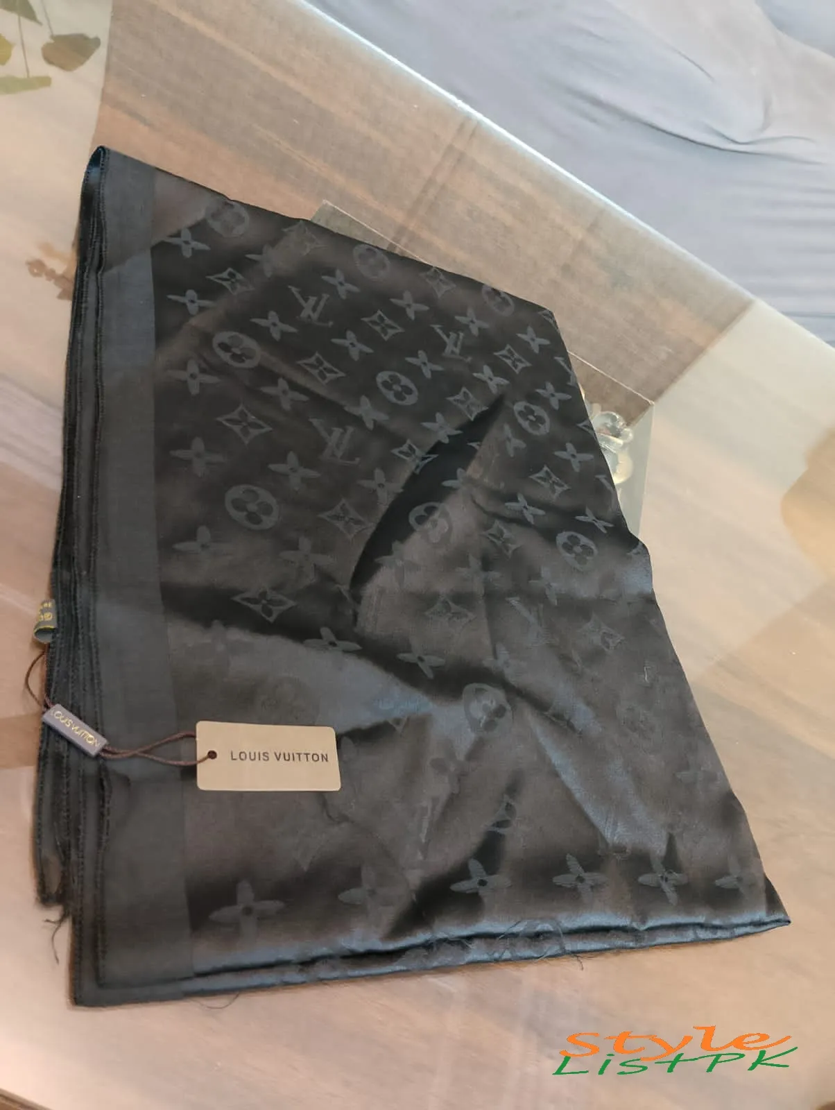 Lv Pashmina Shawl 