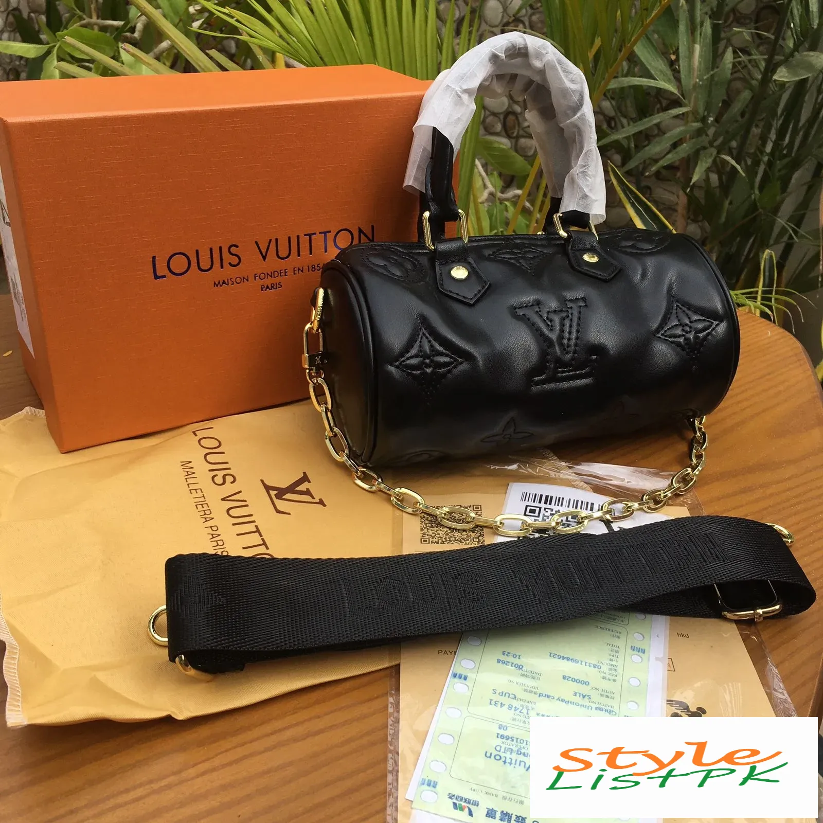 Lv Duffel Bag Black 