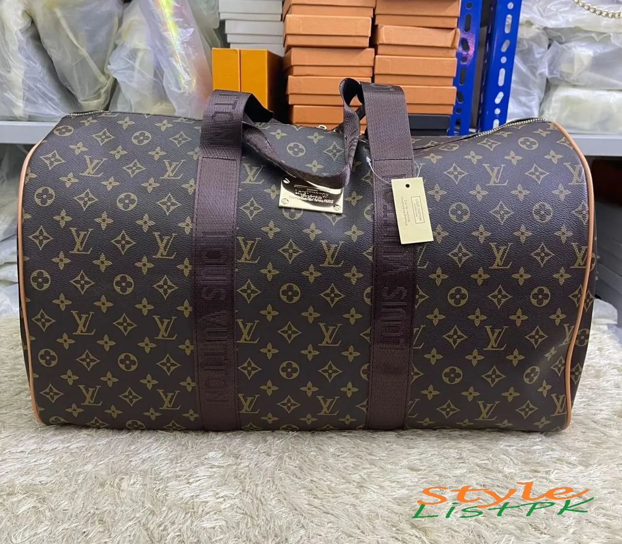 Lv Traveler Bag