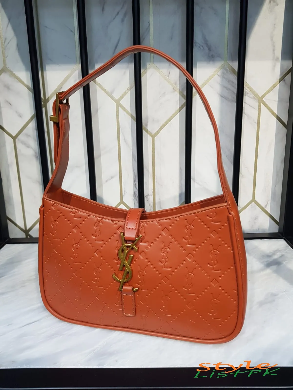 Saint Laurent Handbag 