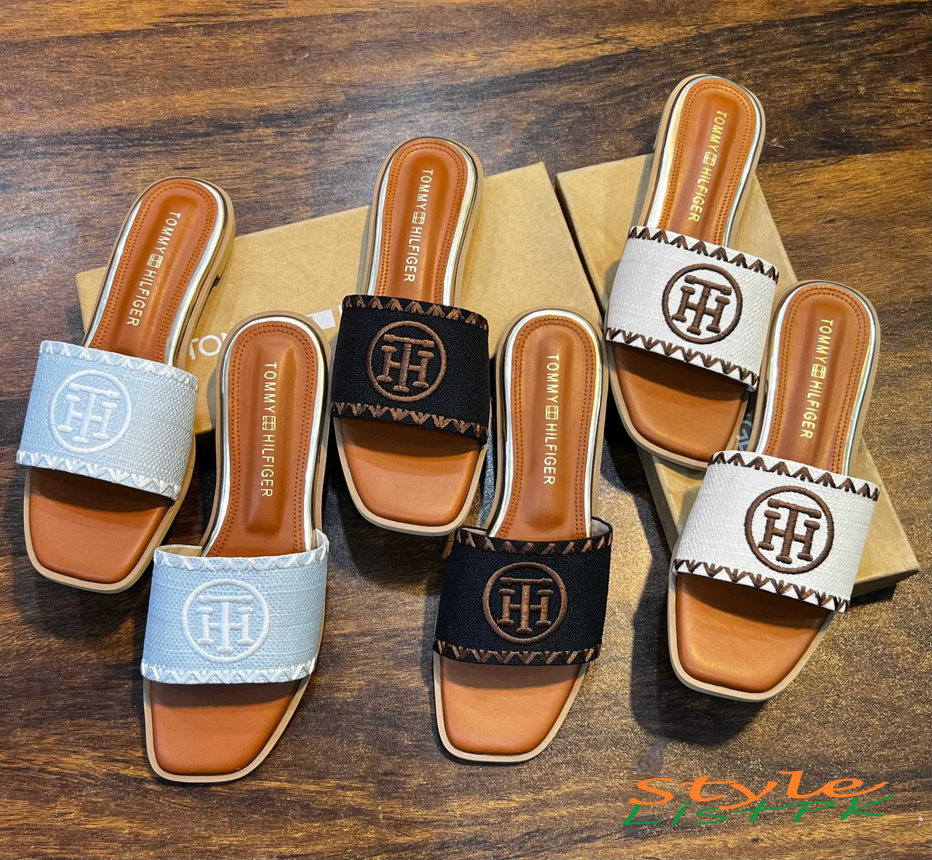 Tommy Hilfiger Flats 