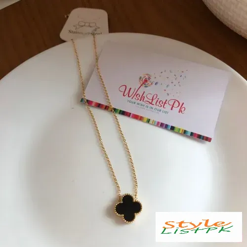 Van Cleef Arpel Pendant