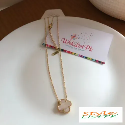 Van Cleef Arpel Pendant