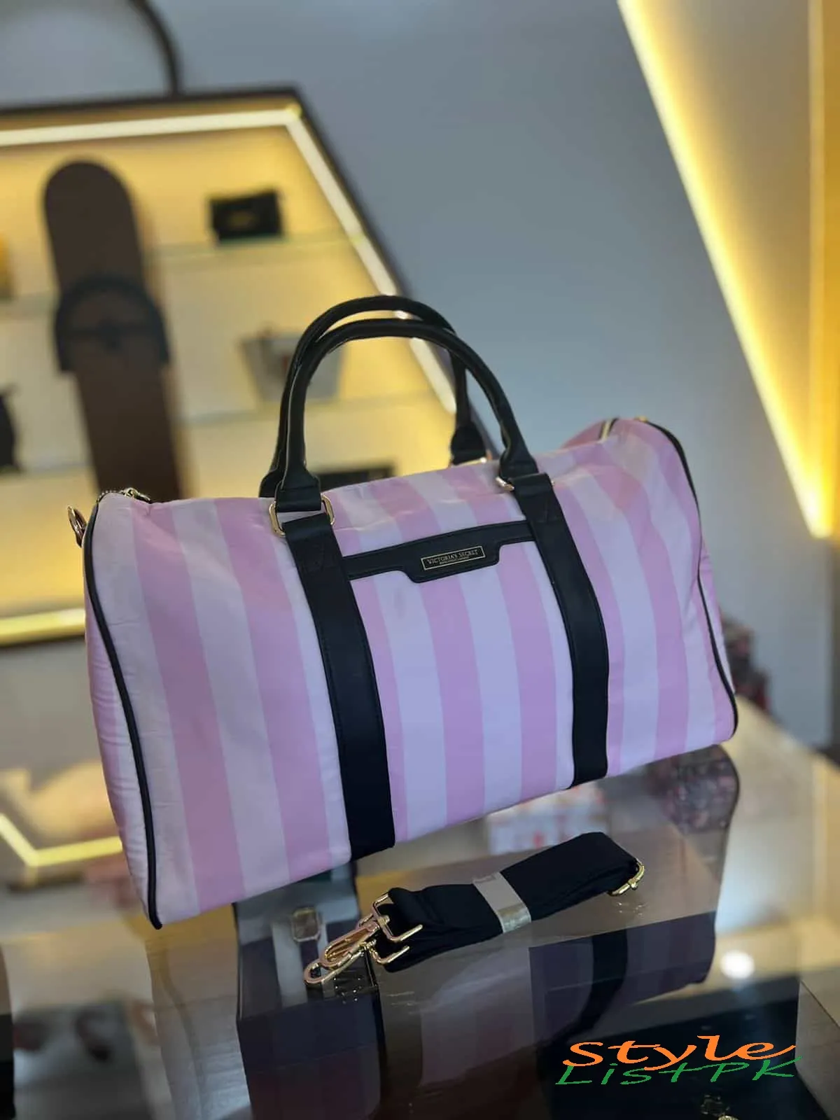 Victoria Secret Travel Duffle Bag 